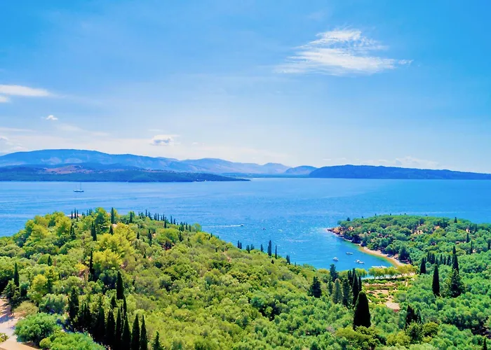Villa Varvara Kerasia With Private Pool By Dadovillas *